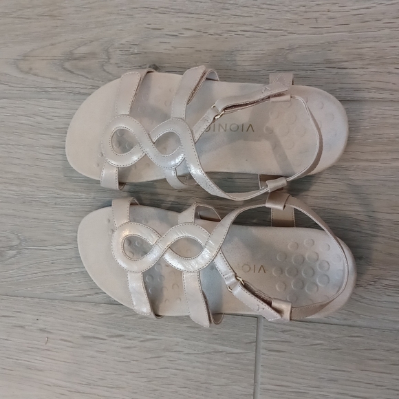 Vionic Orthotic Strappy Jodie Rose Gold Sandal - Picture 9 of 16